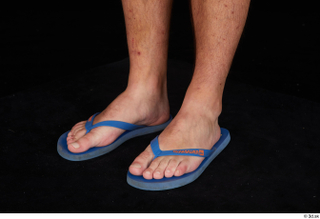 Louis flip flop foot shoes 0002.jpg